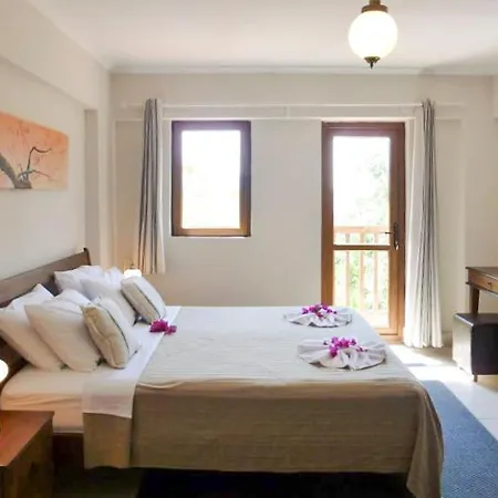 Orhaniye Sleeps 8 Pool Air Con Wifi * Орхание