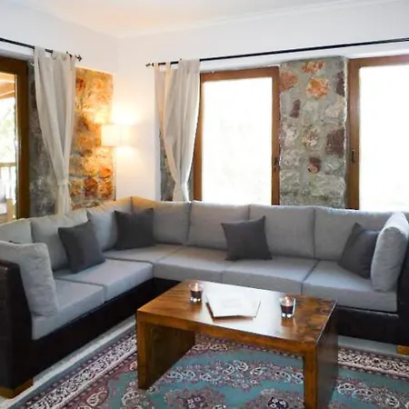 Вилла Orhaniye Sleeps 8 Pool Air Con Wifi